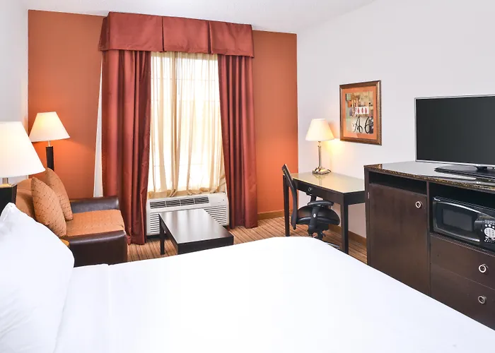 Holiday Inn Express Winston-Salem Medical Ctr Area